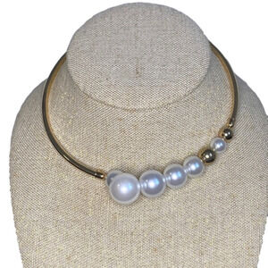 GOLD/PEARL NECKLACE ✨✨✨